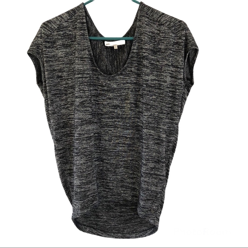 MONK & LOU oversized slouchy grey lightweight top. Cap sleeves. Yoga. Fits S XS